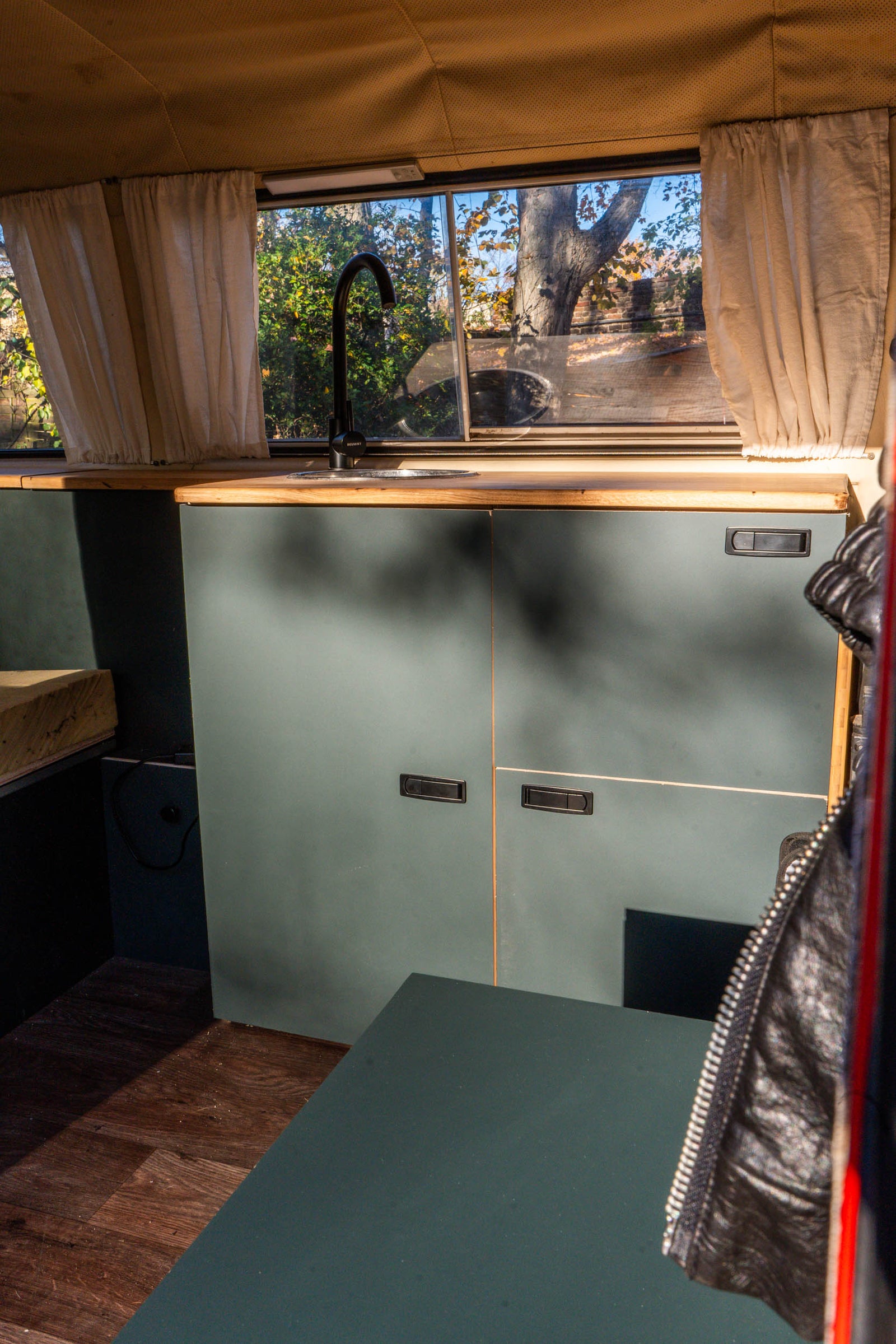 epicPLY Contreplaqué léger pour l’aménagement de van et campingcar — free download