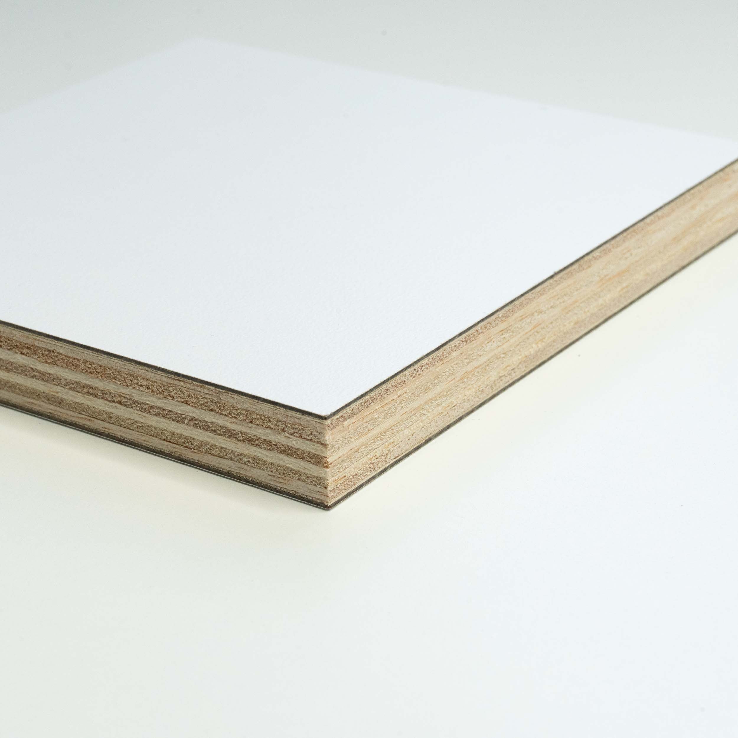 Contreplaqué epicPLY stratifié - Blanc nacré avec structure "peau d'orange"